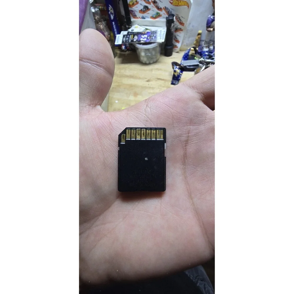 vintage Kodak High-Speed 2GB SD memory card featuring 60x speed